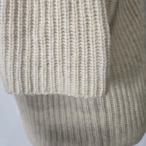 Vince  Wool And Cashmere Cream Ribbed Cardigan with Buttons. Size XS - Picture 6 of 11